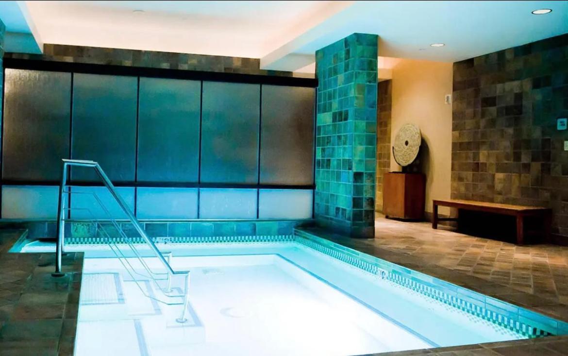The Fantasy Suite Mgm Signature Pool View 라스베이거스 외부 사진
